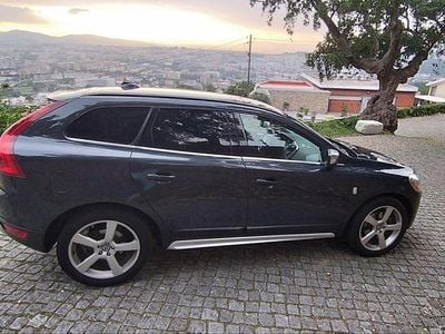 Usado 2012 Volvo XC60 R-Design SUV | € 19.950 (Preço justo)