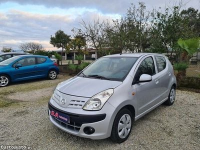 Cinza Usado 2011 Nissan Pixo Citadino | € 5.500