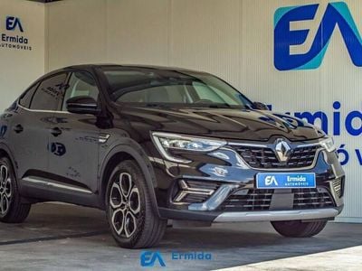 Usado Renault Arkana 140 HP (102 kW) 2023 Preto SUV