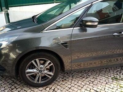 Usado 2016 Ford S-MAX S Monovolume | € 16.250 (Preço justo)