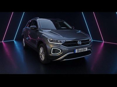 Cinza Usado 2024 VW T-Roc Life SUV | € 28.990 (Preço justo)