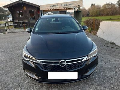 usado Opel Astra 1.6 CDTI NACIONAL 110CV