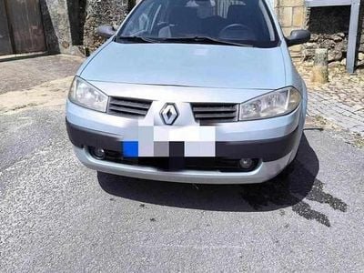 Usado Renault Mégane II 82 HP (60 kW) 2003 Cinzento Citadino