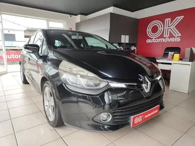 Usado Renault Clio IV 90 HP (66 kW) 2014 Preto Citadino