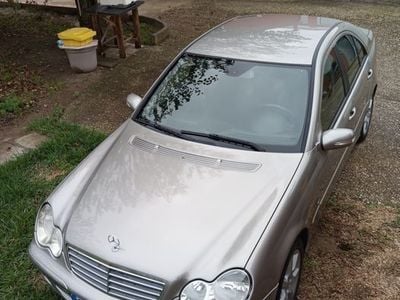 Mercedes C220
