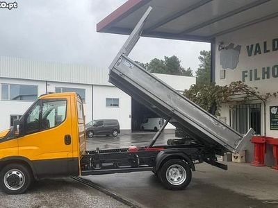 Amarelo Usado 2018 Iveco Daily | € 24.250