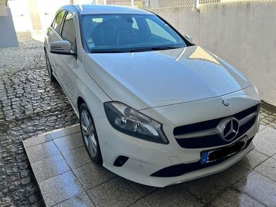 usado Mercedes A180 d Urban 2016 Nacional 17500,00€