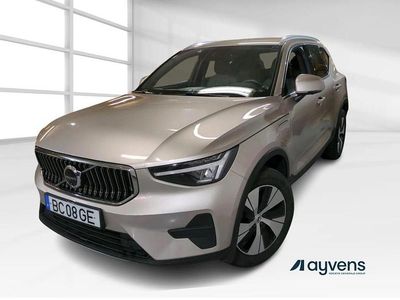 Cinza Usado 2023 Volvo XC40 Plus SUV | € 36.700 (Preço elevado)