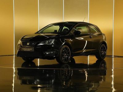 Usado Seat Ibiza 85 HP (62 kW) 2015 Preto