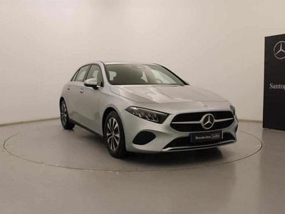 Cinzento Novo 2025 Mercedes A200 | € 35.490 (Preço justo)