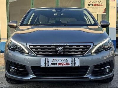 Usado Peugeot 308 Allure 110 HP (80 kW) 2018 Cinza