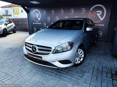 Usado Mercedes A160 Urban 90 HP (66 kW) 2014 Cinza Citadino