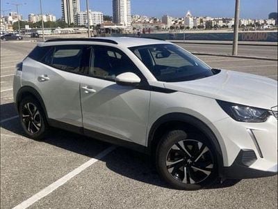 Usado 2021 Peugeot e-2008 Allure SUV | € 16.350
