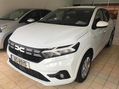 Usado Dacia Sandero 90 HP (66 kW) 2023 Branco Citadino