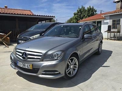 Usado Mercedes C220 170 HP (125 kW) 2011 Sedan