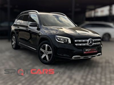 Mercedes GLB180