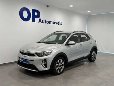 Usado Kia Stonic 100 HP (73 kW) 2021 Preto SUV