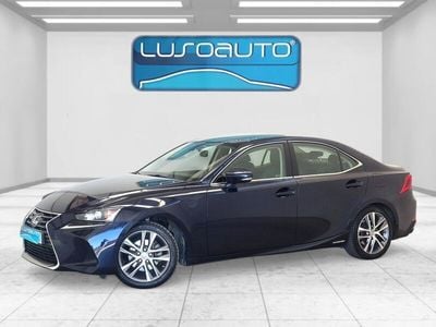Azul Usado 2018 Lexus IS300h Sport Line Sedan | € 24.900