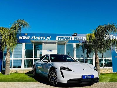 Branco Usado 2021 Porsche Taycan 4S Sedan | € 63.980 (Preço elevado)