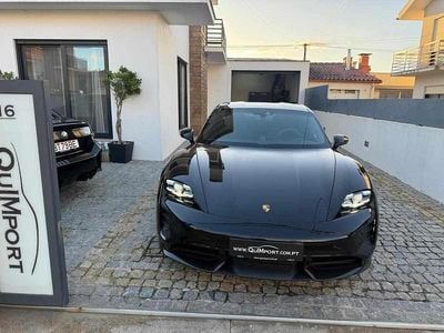 Outra Usado 2021 Porsche Taycan Turbo S Sedan | € 79.500