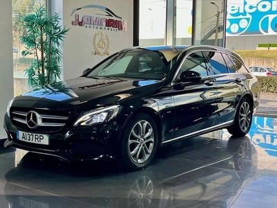 Usado Mercedes C220 Avantgarde 170 HP (125 kW) 2018 Preto Carrinha