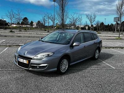 Usado Renault Laguna III 110 HP (80 kW) 2011 Cinzento Carrinha