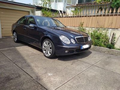 Mercedes E220