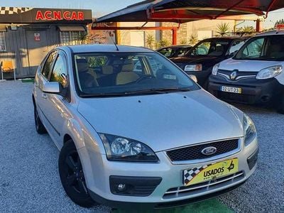 Cinza Usado 2006 Ford Focus | € 6.750 (Caro)