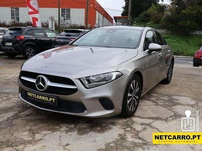 Usado Mercedes 180 Style 116 HP (85 kW) 2020 Cinzento Sedan