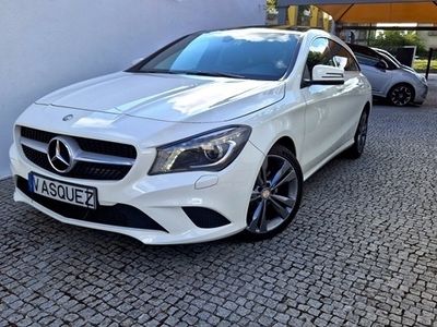 usado Mercedes CLA220 Shoting AUTO.