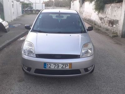 usado Ford Fiesta 1.4 Tdci 5 lugares