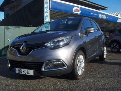 Usado Renault Captur 90 HP (66 kW) 2014 Antracite SUV