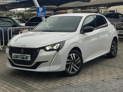 Branco Usado 2022 Peugeot 208 Active Citadino | € 17.990 (Preço justo)