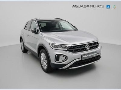 Usado VW T-Roc Life 150 HP (110 kW) 2024 Cinza SUV