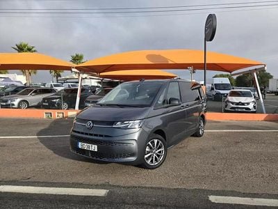 Usado VW Multivan Life 150 HP (110 kW) 2023 Cinza escuro Van