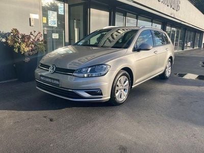 Cinzento Usado 2019 VW Golf VII Carrinha | € 16.900 (Preço justo)