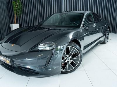 Porsche Taycan 4S