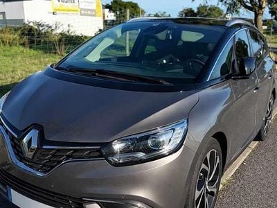 Cinzento Usado 2019 Renault Scénic Monovolume | € 24.000