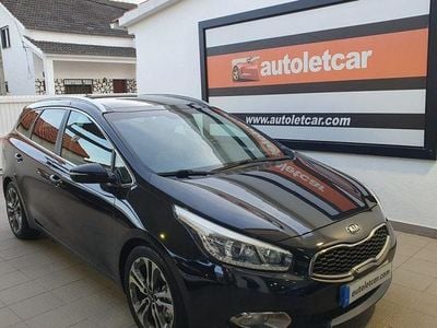 Usado Kia Ceed Sportswagon 128 HP (94 kW) 2015 Preto Carrinha