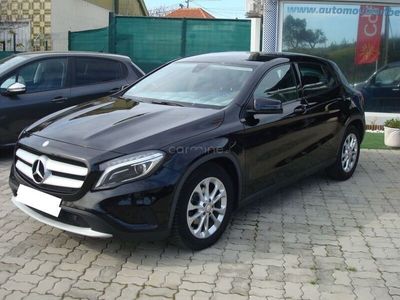 Mercedes GLA220