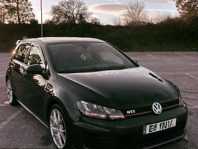 Usado 2013 VW Golf VII GTI Sedan | € 21.000 (Preço elevado)