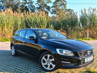 usado Volvo V60 2.0 D2 Polar+ Dynamic