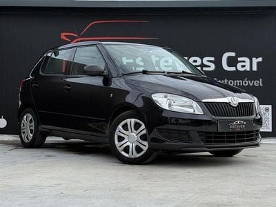 Preto Usado 2010 Skoda Fabia Active Sedan | € 6.950 (Preço justo)