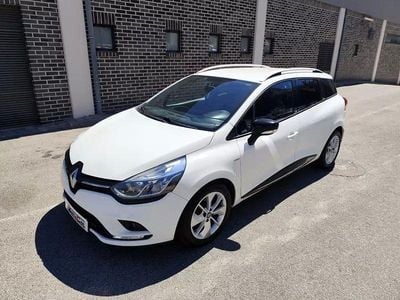 Usado Renault Clio GrandTour LIMITED 90 HP (66 kW) 2018 Branco Carrinha