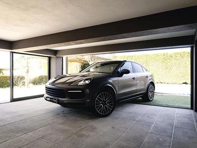 Usado Porsche Cayenne Platinum Edition 462 HP (339 kW) 2019 Cinzento SUV