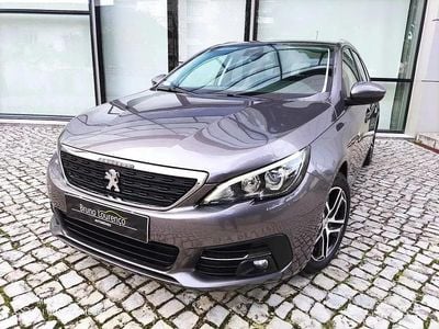 Usado Peugeot 308 SW Style 102 HP (75 kW) 2018 Cinzento Carrinha