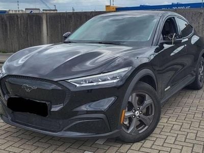 Usado Ford Mustang Mach-E 216 kW (294 HP) 2022 Preto SUV