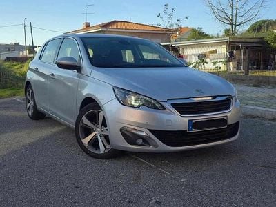 Cinzento Usado 2014 Peugeot 308 Allure Sedan | € 8.750 (Super Preço)