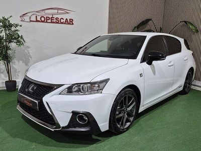 Usado Lexus CT200h Sport Line 136 HP (100 kW) 2019 Sedan
