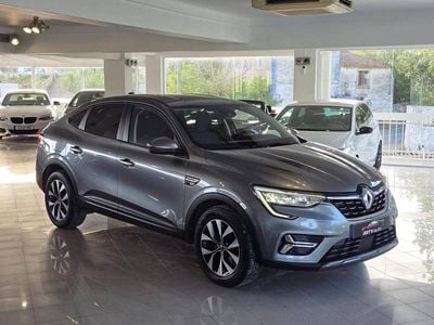 Usado Renault Arkana Techno 145 HP (106 kW) 2022 Cinzento SUV